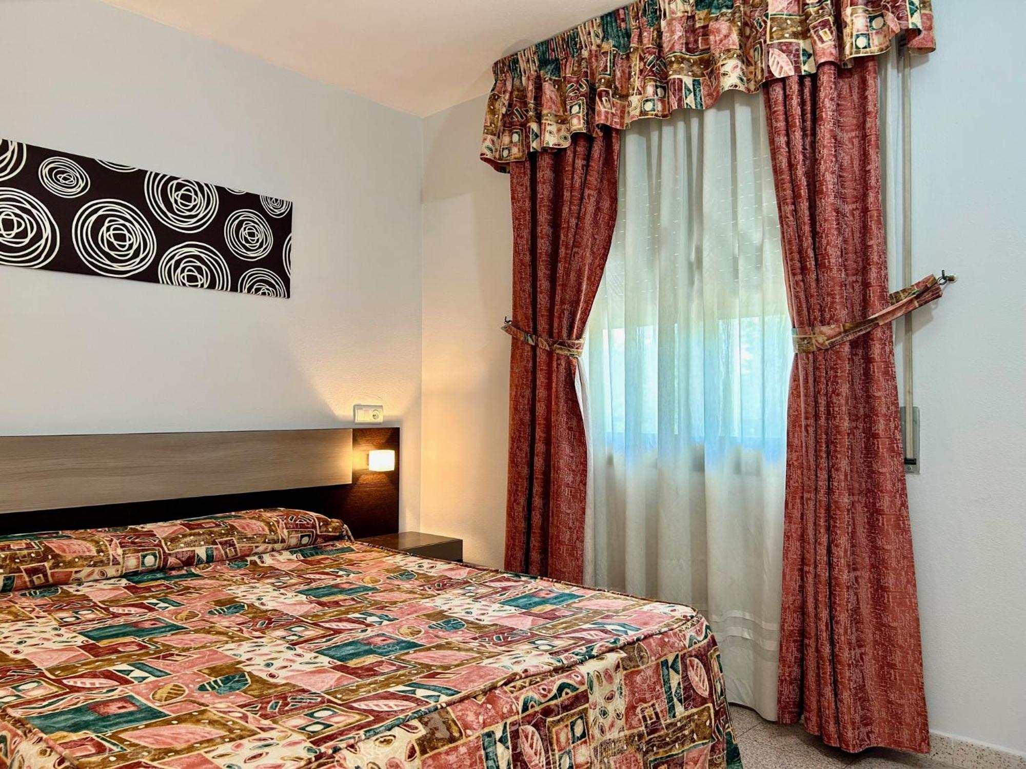 Apartamentos Aventura Salou Zewnętrze zdjęcie